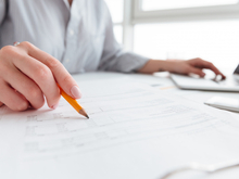 Экспертиза выявила подделку подписей в документах в рамках дела главы НКБК Диденко