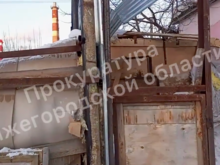 Подросток погиб из-за обрушения кровли здания в Нижнем Новгороде