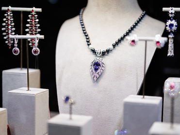 Убытки могут превышать 300 тыс. руб.: жительницы Урала рассказали о потерянных украшениях