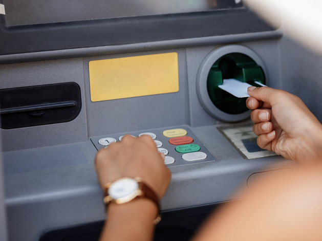 Количество банкоматов в России сократилось до минимума за 15 лет Количество банкоматов в России сократилось до минимума за 15 лет