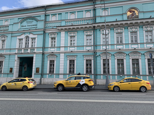 Вперед в прошлое: на улицы российских городов возвращаются «бомбилы»