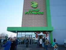 Достроен и официально открыт фитнес-центр на улице Народной в Тюмени