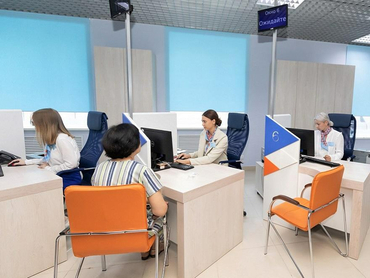 Власти РФ хотят контролировать длительность сотрудничества предприятий с самозанятыми