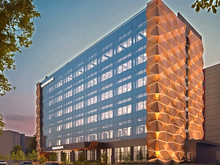 В центре Красноярска начали реконструкцию здания под технопарк

