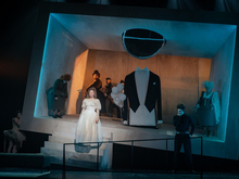 Приложение для знакомств 200 лет назад? Красноярский драмтеатр поставил «Женитьбу»