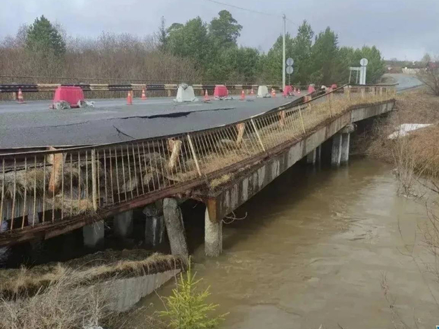 Мост через реку Утка в поселке Перескачка Мост через реку Утка в поселке Перескачка