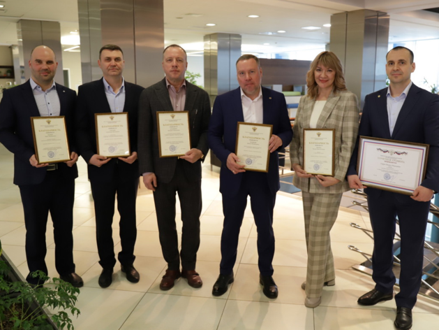 Сотрудники «Синара-Девелопмент» отмечены благодарностями Минобрнауки России Сотрудники «Синара-Девелопмент» отмечены благодарностями Минобрнауки России