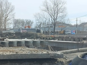 «Гормост» сообщил, что отставания строительства моста через реку Тулу в Новосибирске нет 