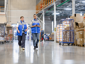 Ozon запустил новый склад под Красноярском