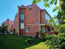 Виллу с личным спортзалом и бильярдной продают в Красноярске