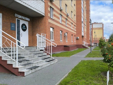 Ижевская сеть оказалась в центре скандала из-за закрытых студий в Тюмени