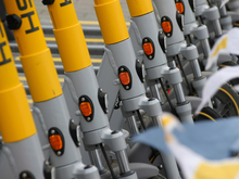 Кикшеринги перечислили в бюджет Тюмени 11,5 млн за расстановку самокатов