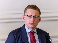 За импорт дороже 200 евро придется заплатить и НДС, и таможенную пошлину