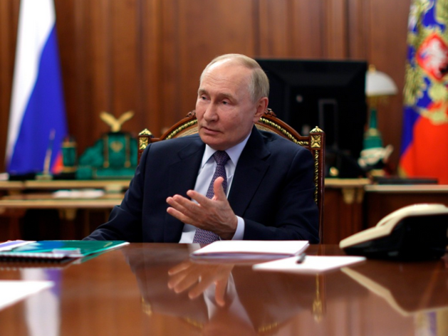 Путин поручил заморозить лимиты по НДС для УСН на уровне 20 млн руб. Путин поручил заморозить лимиты по НДС для УСН на уровне 20 млн руб.