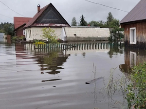 «Люди ждут, что им помогут, некоторые потеряли все»: Урал продолжает борьбу с паводком