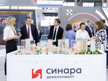 «Синара-Девелопмент» впервые представила на ИННОПРОМ-2026 макет ЖК «Тихий центр» 