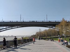 Мэр пообещал вернуть движение на «стратегически важных» мостах Новосибирска