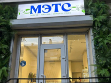 В Красноярске открыли кафе со смузи и боулами в меню