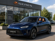 Красноярск теряет второго дилера SERES, а рынок гибридов набирает обороты

