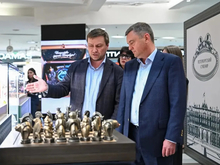 Более 40 брендов Петербурга объединил проект «Петербургский сувенир»