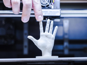 В НГУ разрабатывают настольный плазменный активатор для 3D-печати и электроники