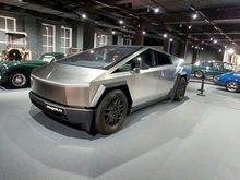 Владельцы премиальных авто заплатят почти на 35% больше транспортного налога в 2026 г.