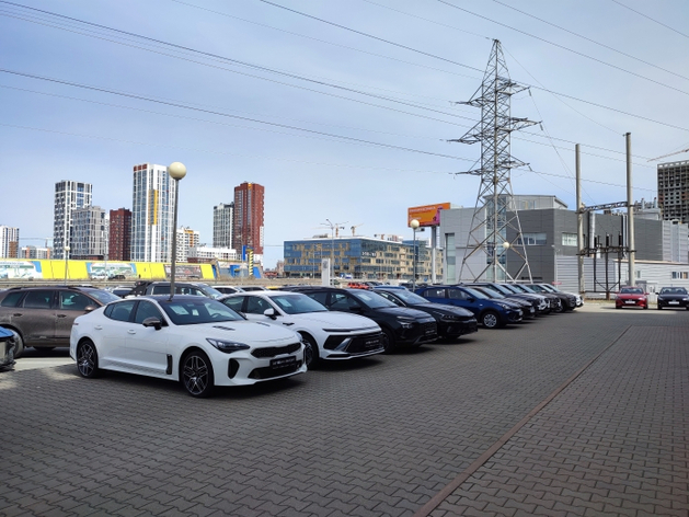 Для российских производителей автомобилей и техники могут отсрочить уплату утильсбора Для российских производителей автомобилей и техники могут отсрочить уплату утильсбора