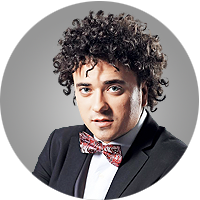 Денис Холостенко